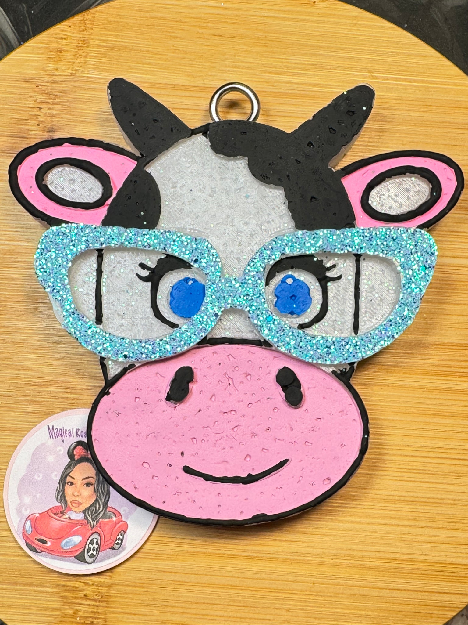 Champagne Toast: Cow w/Glasses